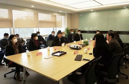 上海市副市长陈群一行莅临918博天堂集团视察调研